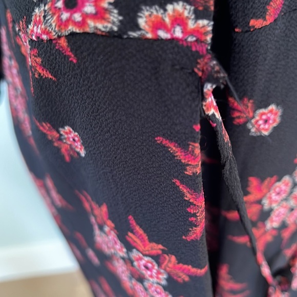 Beautiful long wrap dress - Picture 9 of 10